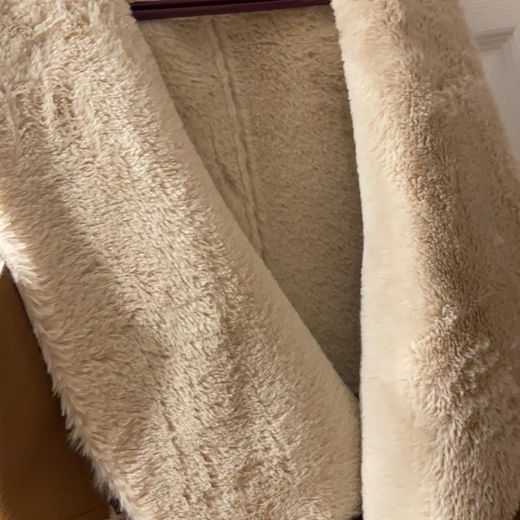 Fur coat - Picture 4 of 5